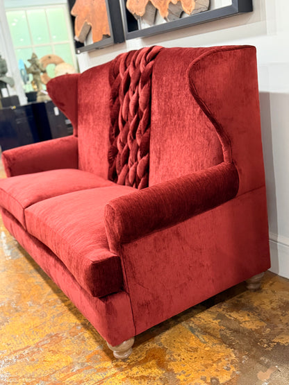 Victoria Lane Loveseat